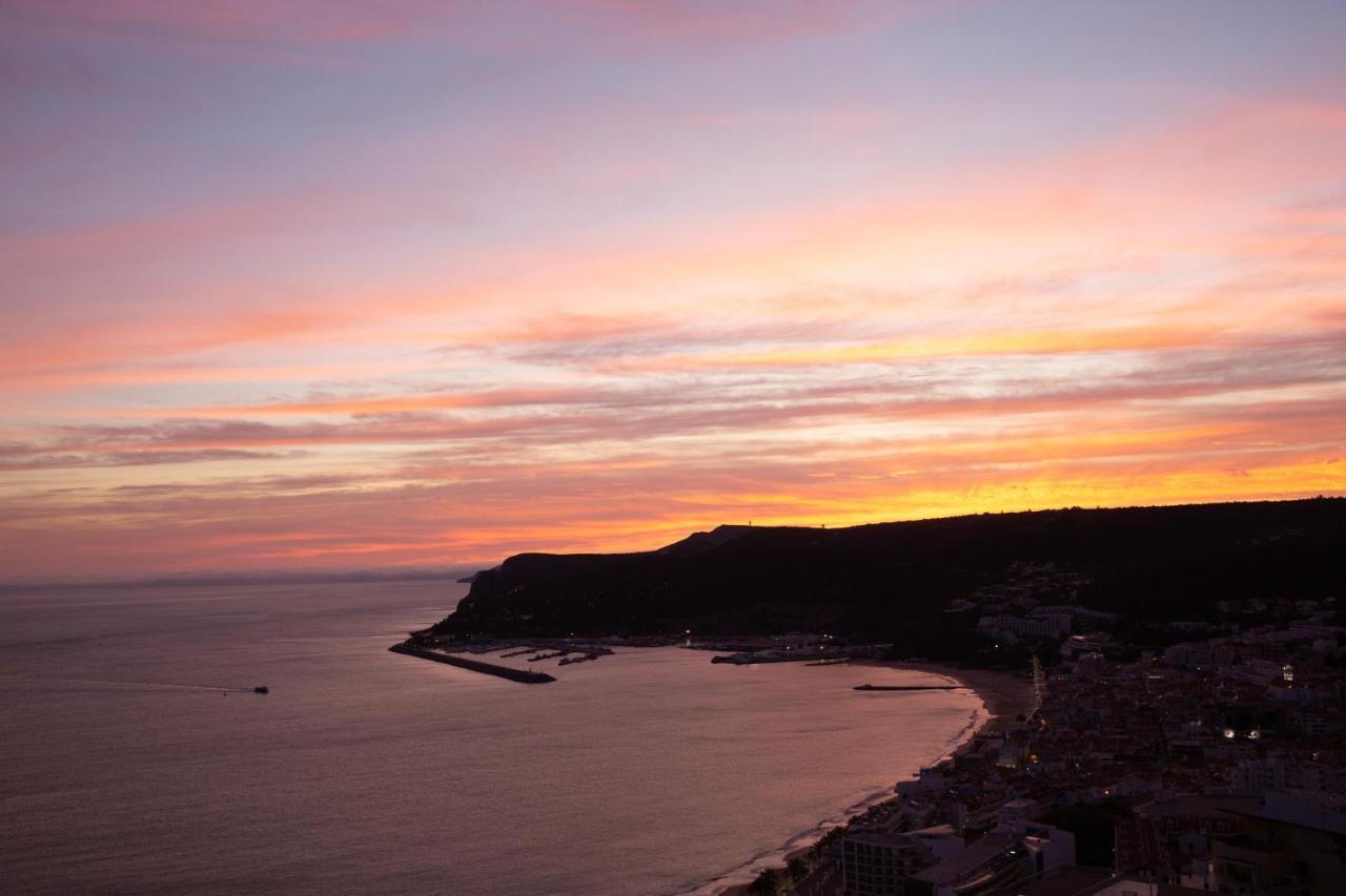 Apartment With A Stunning View Over Sesimbra Exterior photo